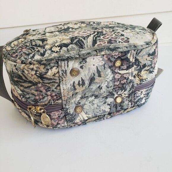 Vintage 90s / Y2K Ricardo Beverly Hills tapestry rounded luggage bag - Picture 9 of 14